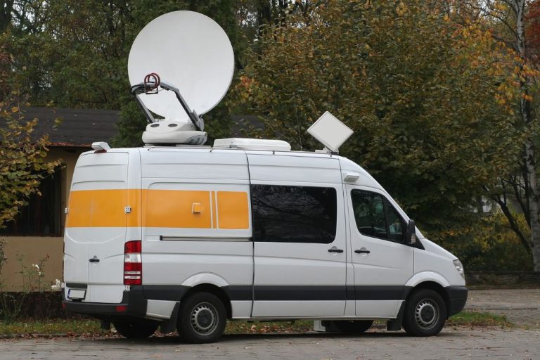Best Satellite TV for Cars and RVs